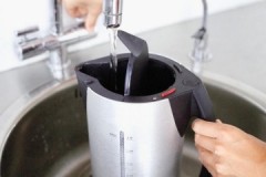 A few tricks on how to remove bad odor from a new electric kettle